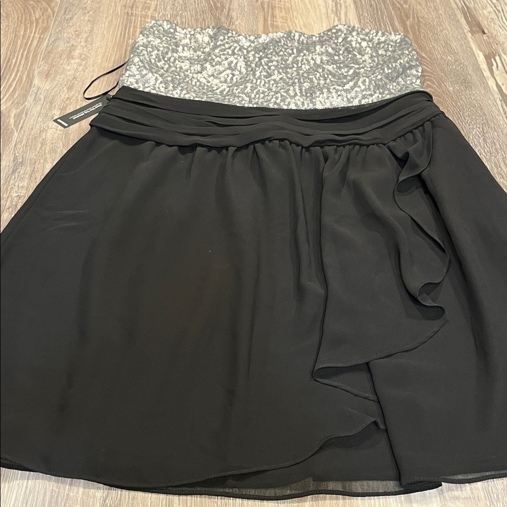 ExpressElegant Black and Silver Women's Mini Dress Size 12 New with tag